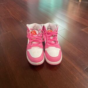 Nike Kids’ Air Jordan’s “Pinksicle/Safety Orange” size 6.5 EUC